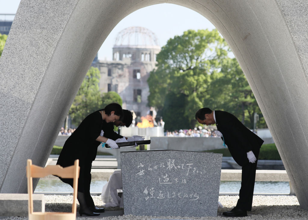 72回目「原爆の日」、核兵器のない世界の実現が責務＝安倍首相