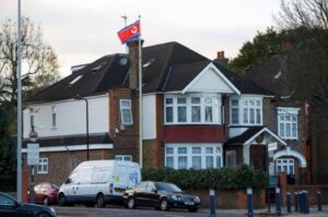 北朝鮮の前駐英公使「核技術を盗め」にプレッシャーで亡命＝英メディア