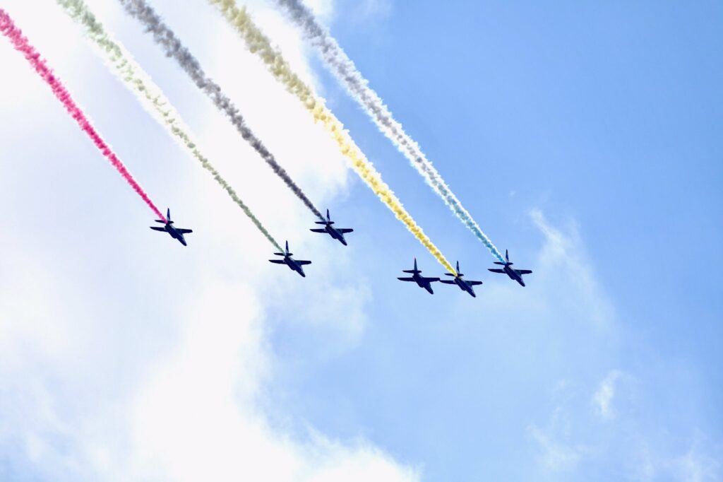 ＜写真＞ブルーインパルス、空に五輪描く　東京、長野に次ぎ3度目「一生の思い出になった」