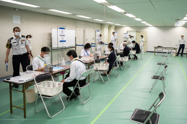 東京・大阪大規模接種センター　きょうから接種開始