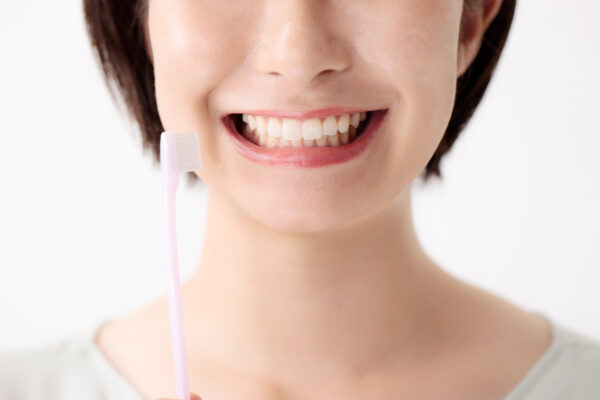 歯茎から血が…知っておきたい歯周病をもたらす3種類の食べ物