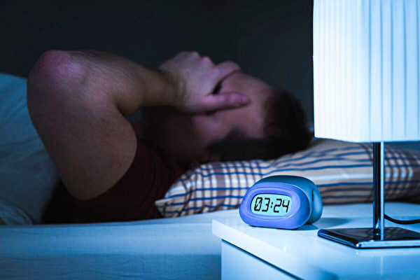 「人はなぜ、午前3時に目が覚めるのか」