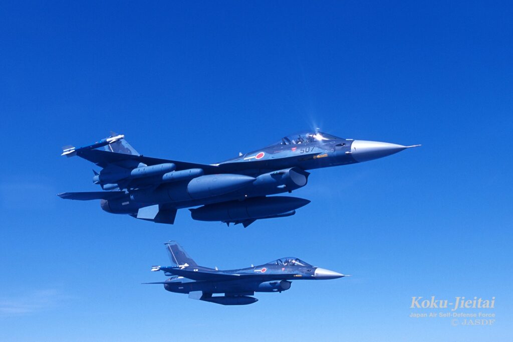 空自F2戦闘機キャノピー落下「重く受け止めている」＝岸信夫防衛相