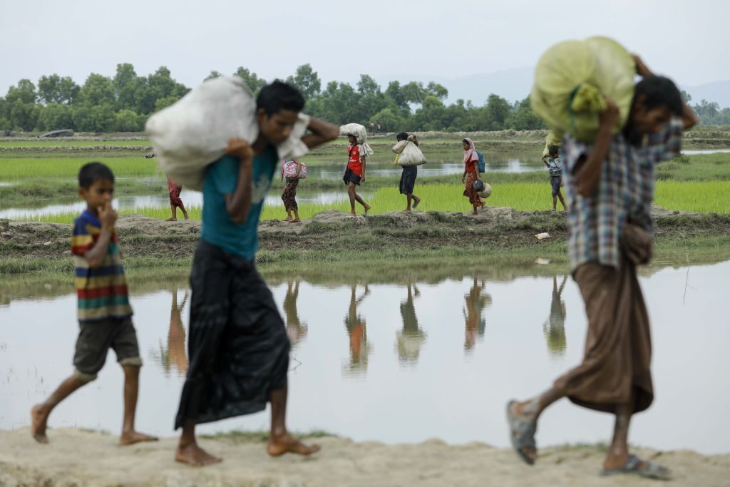 ロヒンギャ難民30万人「ミャンマー憲法改正が課題」＝専門家