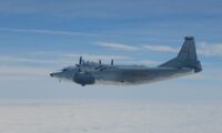 中共海軍、航空部隊を空軍に移管　第一列島線での作戦に影響も＝米専門家