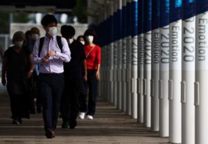 五輪関係者の行動管理徹底を組織委に要請＝官房長官