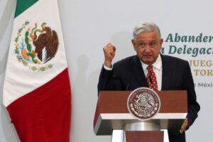 メキシコ大統領、バイデン氏を招待　9月下旬