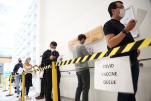 新型コロナワクチン、デルタ株に対し3カ月内に有効性低下＝英研究