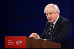 英首相が脱炭素の具体的計画公表、COP26控え世界の先導役目指す