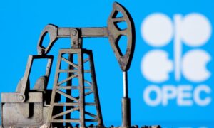 OPECプラス、オミクロン株への早急な対応不要　ロシアとサウジが示唆