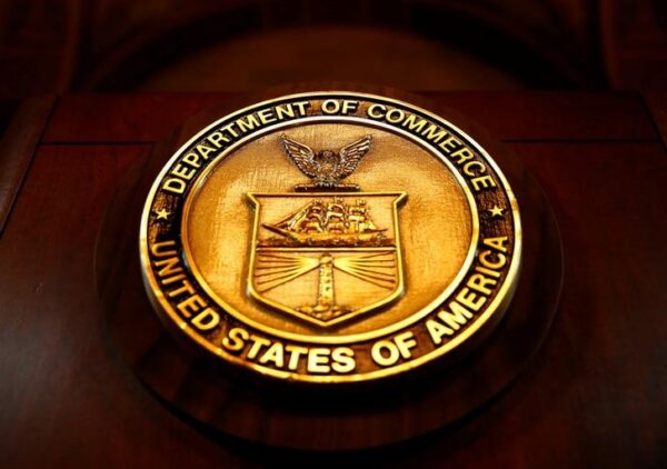 米、中国系アプリに情報要求か利用禁止も　新大統領令で＝関係筋