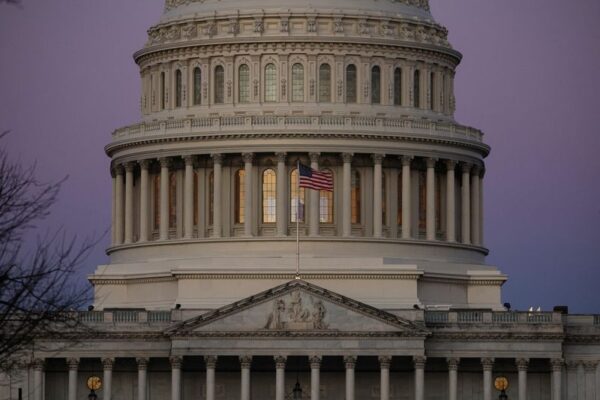 米議会指導部、ウクライナ向け緊急支援などで合意