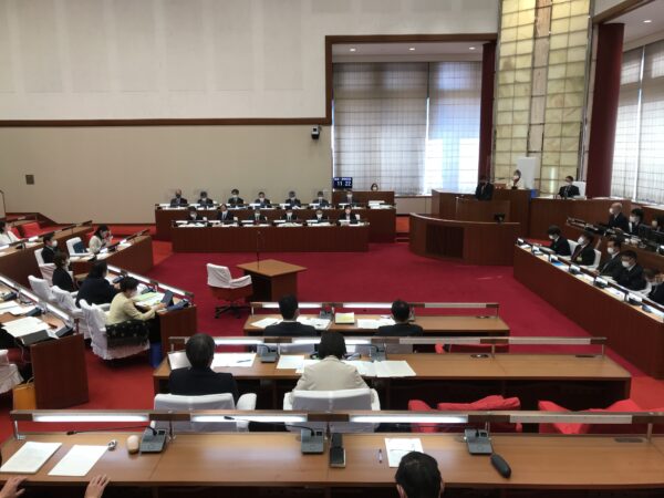 武蔵野市、外国人投票権の議論凍結　再開で「騒然とした市になる恐れ」