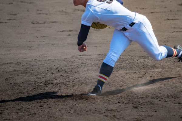 自閉症の少年が高校野球チームのピッチャーに