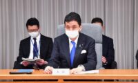 岸防衛相、旧来の固定的な考えからの脱却を強調　「何が足りないか議論していく」