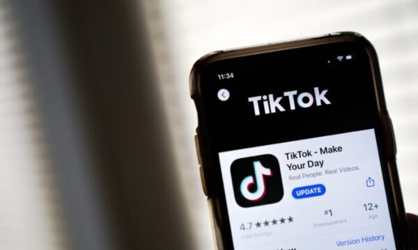 米上院、政府端末でTikTokを禁止する法案を可決　