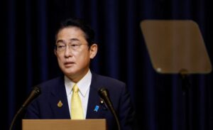 中期防規模、27年度に向けた財源措置と一体的に年末決める＝岸田首相