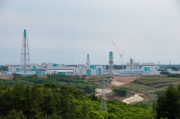 日本原燃、六ケ所再処理工場の完成2年先送り