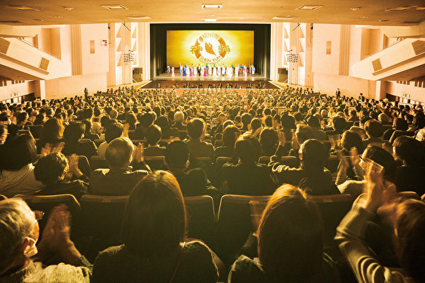 「神韻が浸透すれば平和な世界に」 川口公演2日目も盛況