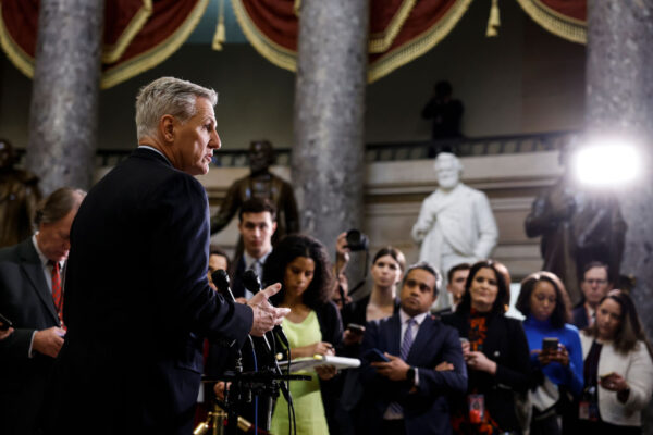 米下院超党派で「米中戦略競争委員会」成立　本格化する対中戦略