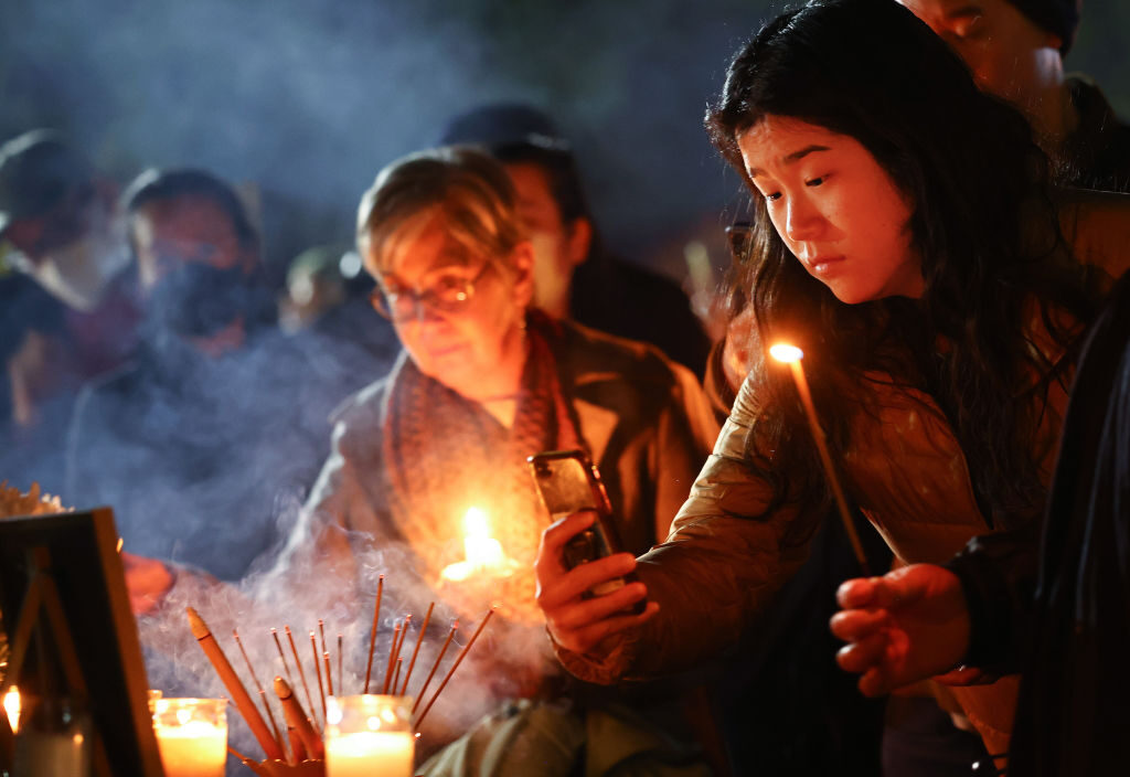 米カリフォルニアで相次ぐアジア系米国人の銃乱射事件