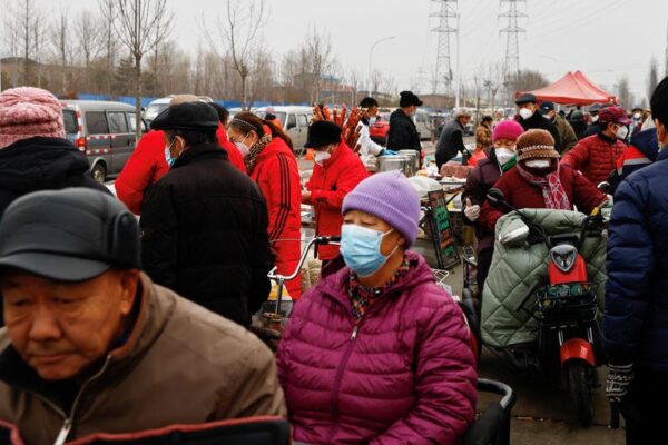 中国の22年末人口、約60年ぶり減少　出生率が過去最低
