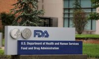 米ＦＤＡ、抗がん剤候補の迅速承認に臨床試験の厳格化を勧告