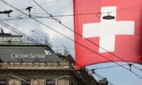 ＵＢＳ、クレディ・スイス買収へ政府保証60億ドル要求＝関係筋