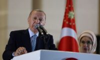 トルコ大統領選、エルドアン氏が勝利　長期政権継続へ