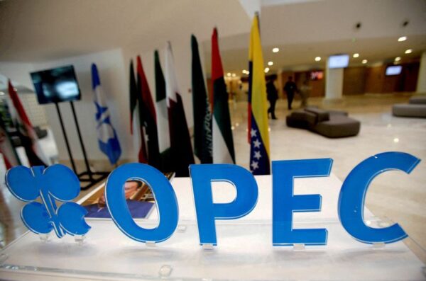 ＯＰＥＣプラス、ロシア原油生産のベースライン引き上げ