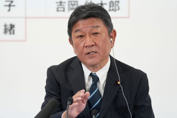 自民党、役員人事を岸田首相に一任＝茂木幹事長