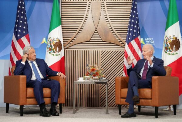 米・メキシコ大統領、国境の取り締り強化必要との認識で一致