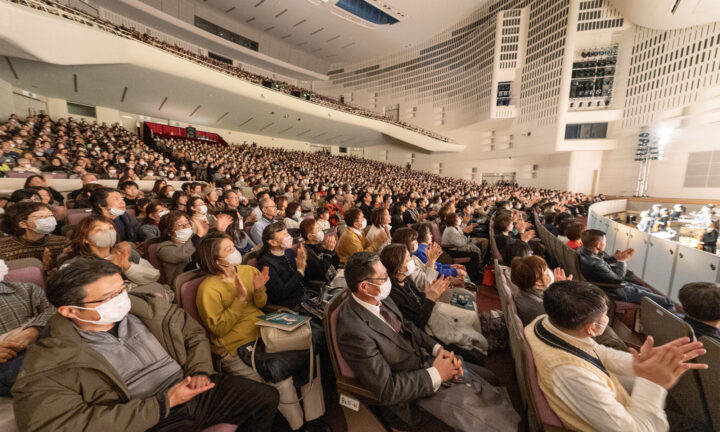 満員御礼の神韻埼玉公演「アクロバットだけじゃない、芸術性感じる」など称賛続く