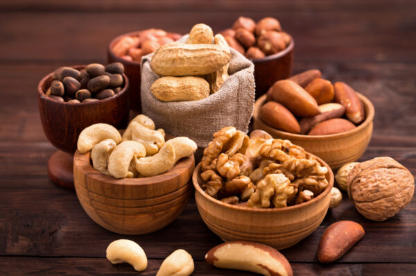 ナッツ選びで心健康：最高の栄養価を持つナッツとは？