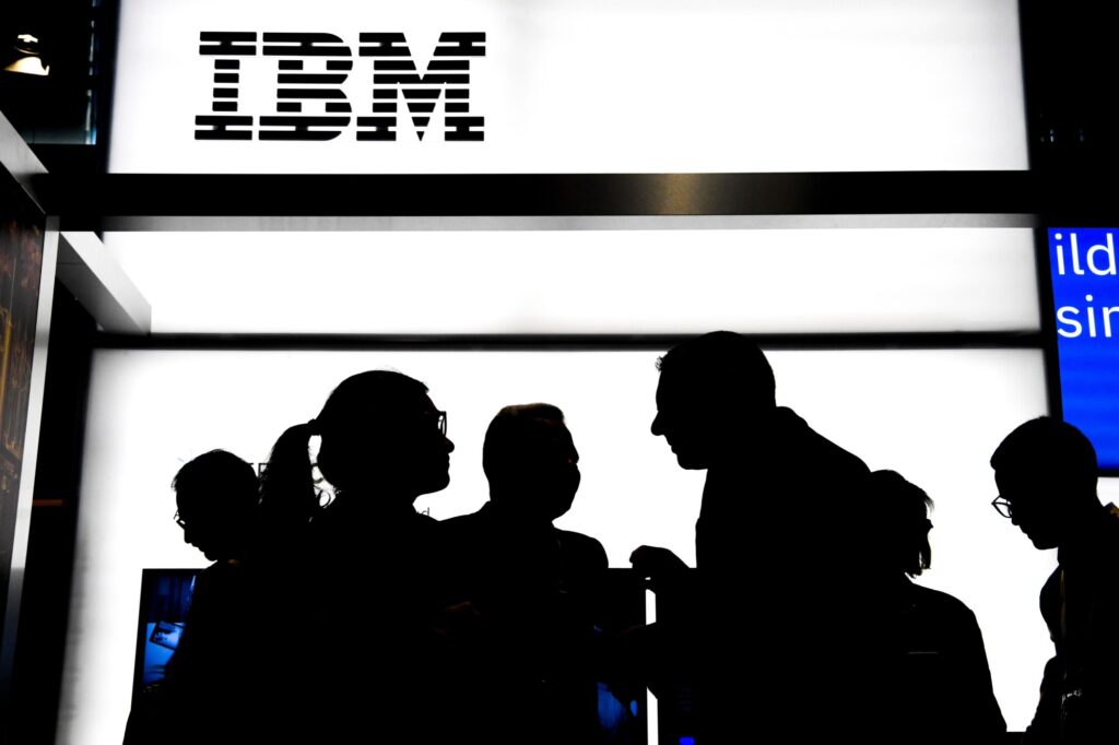 IBMとマイクロソフト、中国事業の縮小が示す米中技術競争の激化