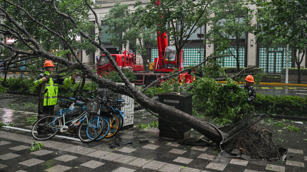 台風13号上海直撃　無錫市で大洪水＝中国