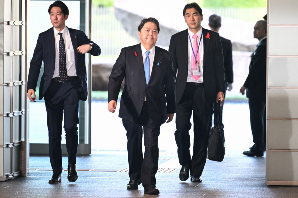 林官房長官「自制求める」 タイとカンボジアの軍事衝突　日本人被害なし