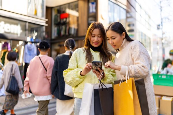 11月の消費者態度指数　改善に足踏み　雇用環境と物価高が課題に