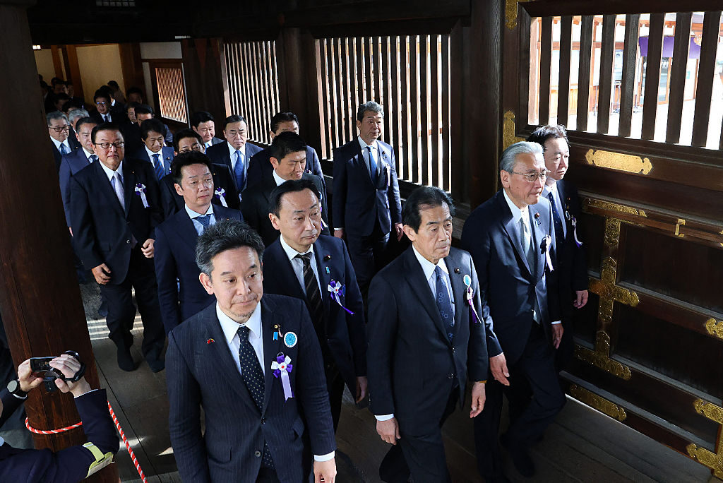 超党派議連72人が靖国神社に参拝