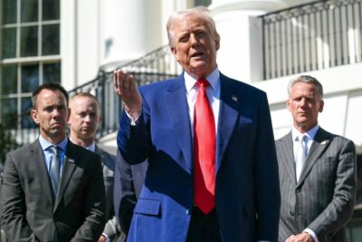 トランプ大統領　相互関税を90日間停止　対中関税125％へ