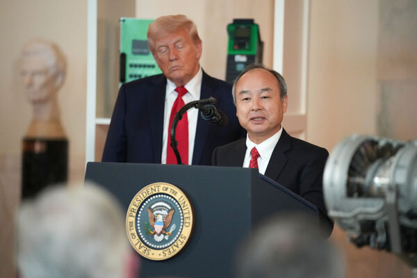 ソフトバンク孫正義氏　日米共同政府系ファンド構想を提唱
