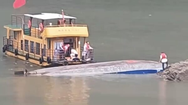 中国の遊覧船転覆事故　真実の死傷者数に疑念【動画あり】