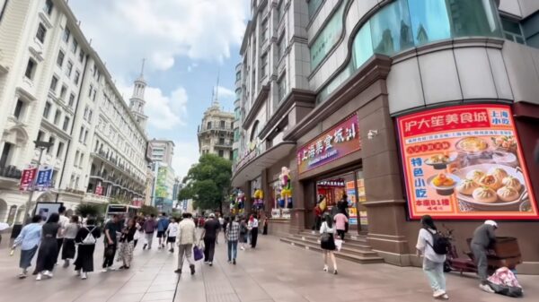 中国5月大型連休に異変　経済の冷え込み鮮明に