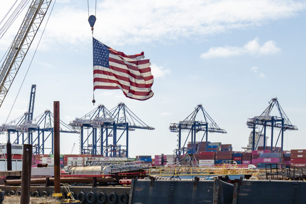 米国　GDP減でも経済は衰退せず　トランプ氏が生んだ二つの成長エンジン