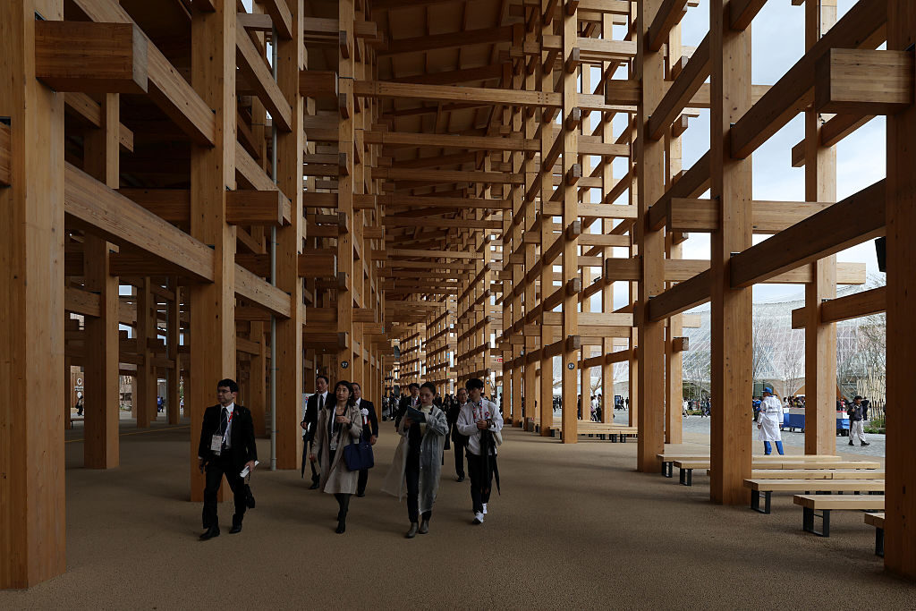 万博警備の機動隊員　会場近くの警察車両内で拳銃1発を誤射