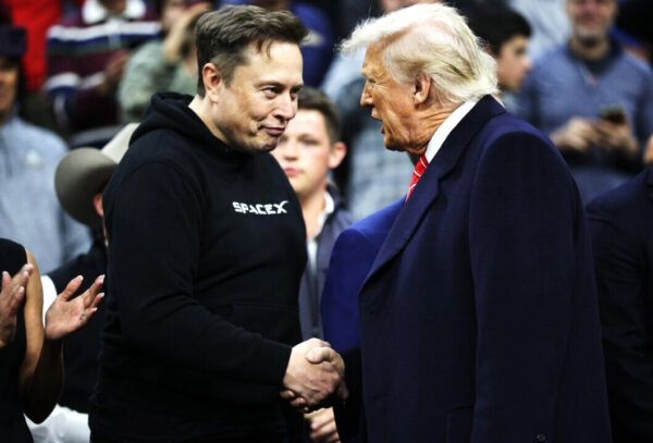 マスク氏VSトランプ氏　対立状態は長く続かないだろう
