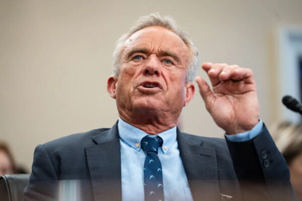 米国がワクチンアライアンス（Gavi）へ資金提供停止　ワクチン安全性への対応問題視