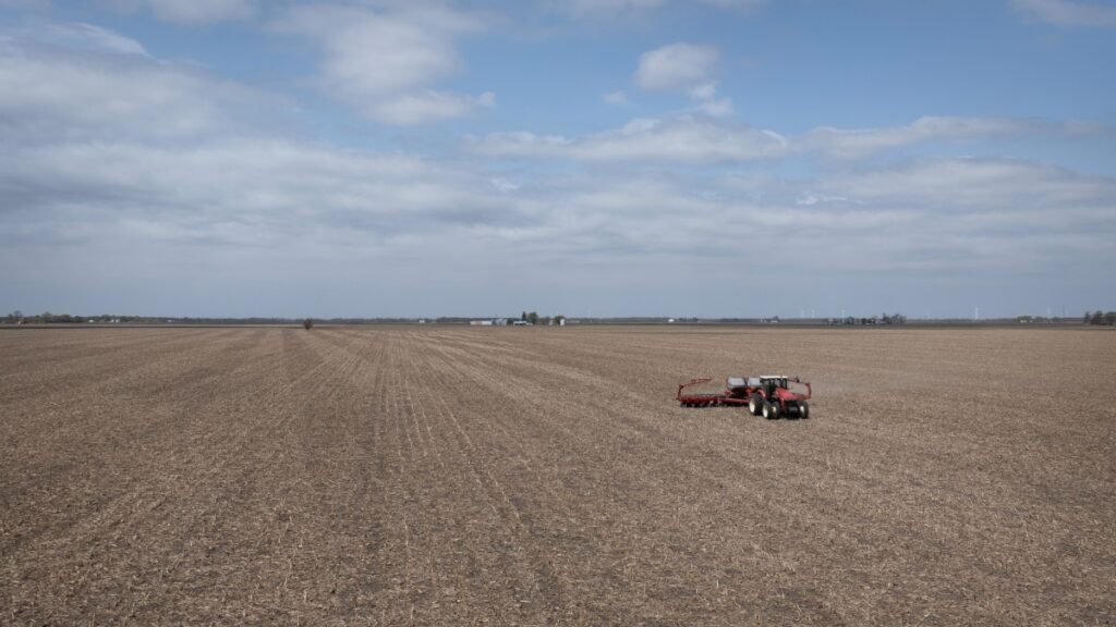 ホワイトハウスが省庁間で連携　中国資本の米農地購入を禁止へ