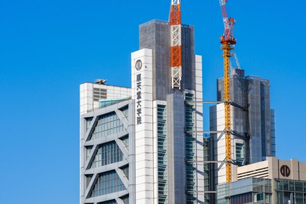 私立大学経営に厳しさ　順天堂が売上トップ　赤字率は5割に迫る