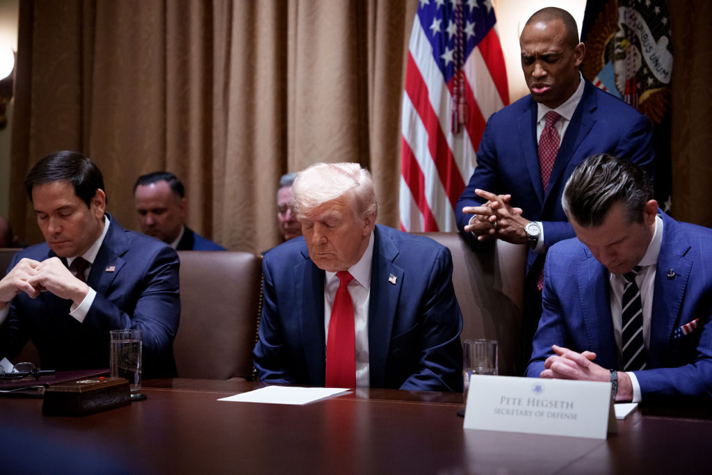 ロシア・ウクライナ和平を強力に推進　トランプ氏は天国への切符を手に入れたい